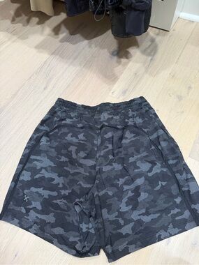 lululemon athletica Men's Pace Breaker Linerless 7”